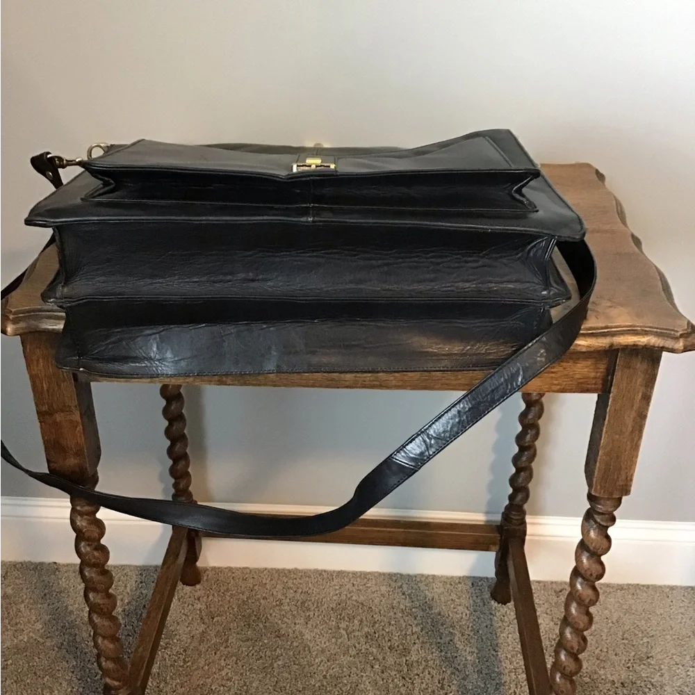 Large Black Leather Unisex Briefcase